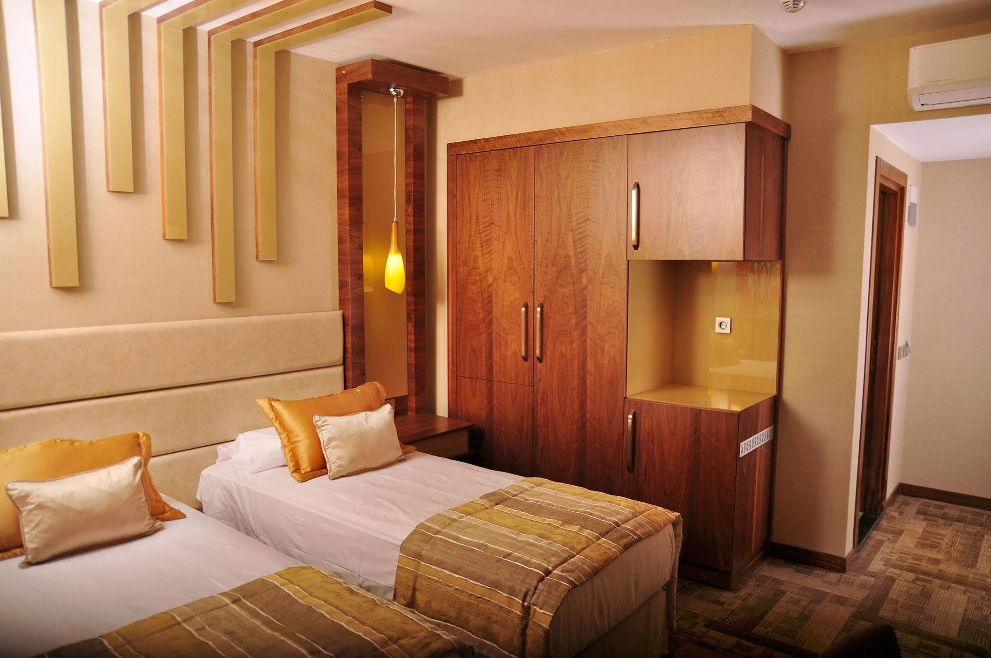 Avin Hotel Izmir Eksteriør billede