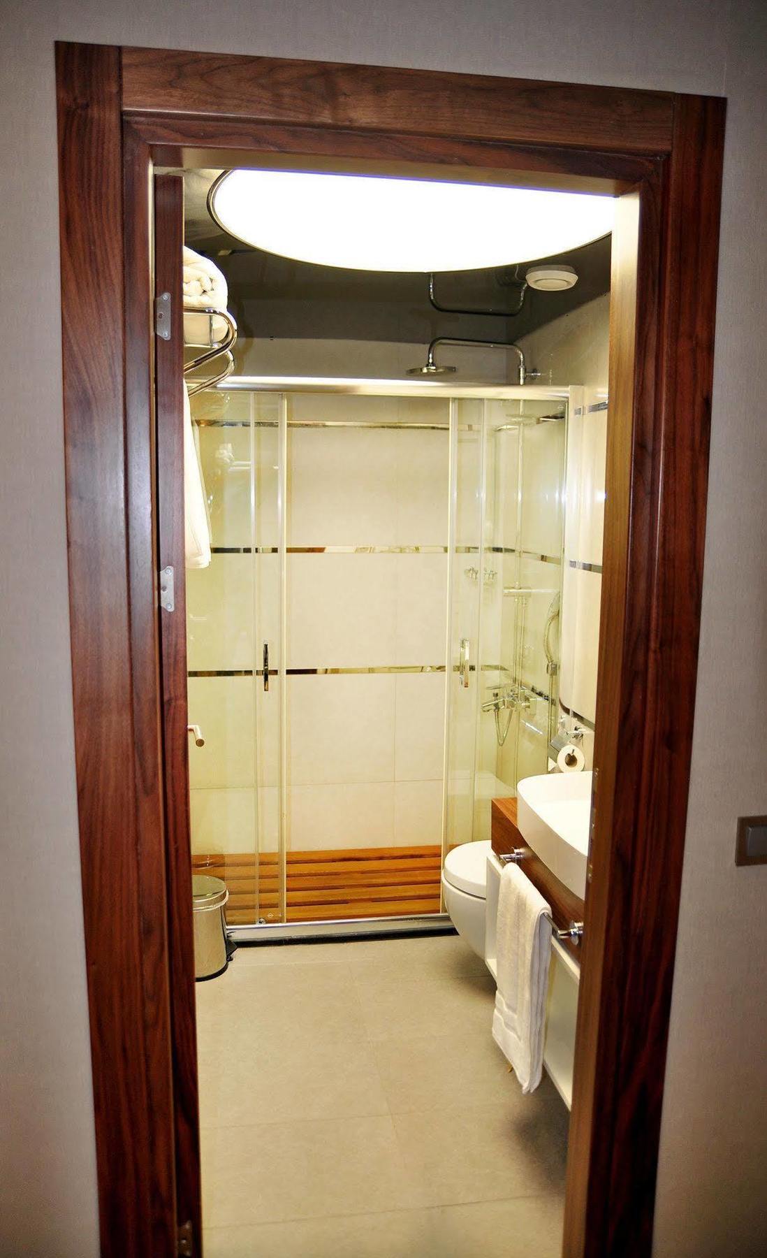 Avin Hotel Izmir Eksteriør billede