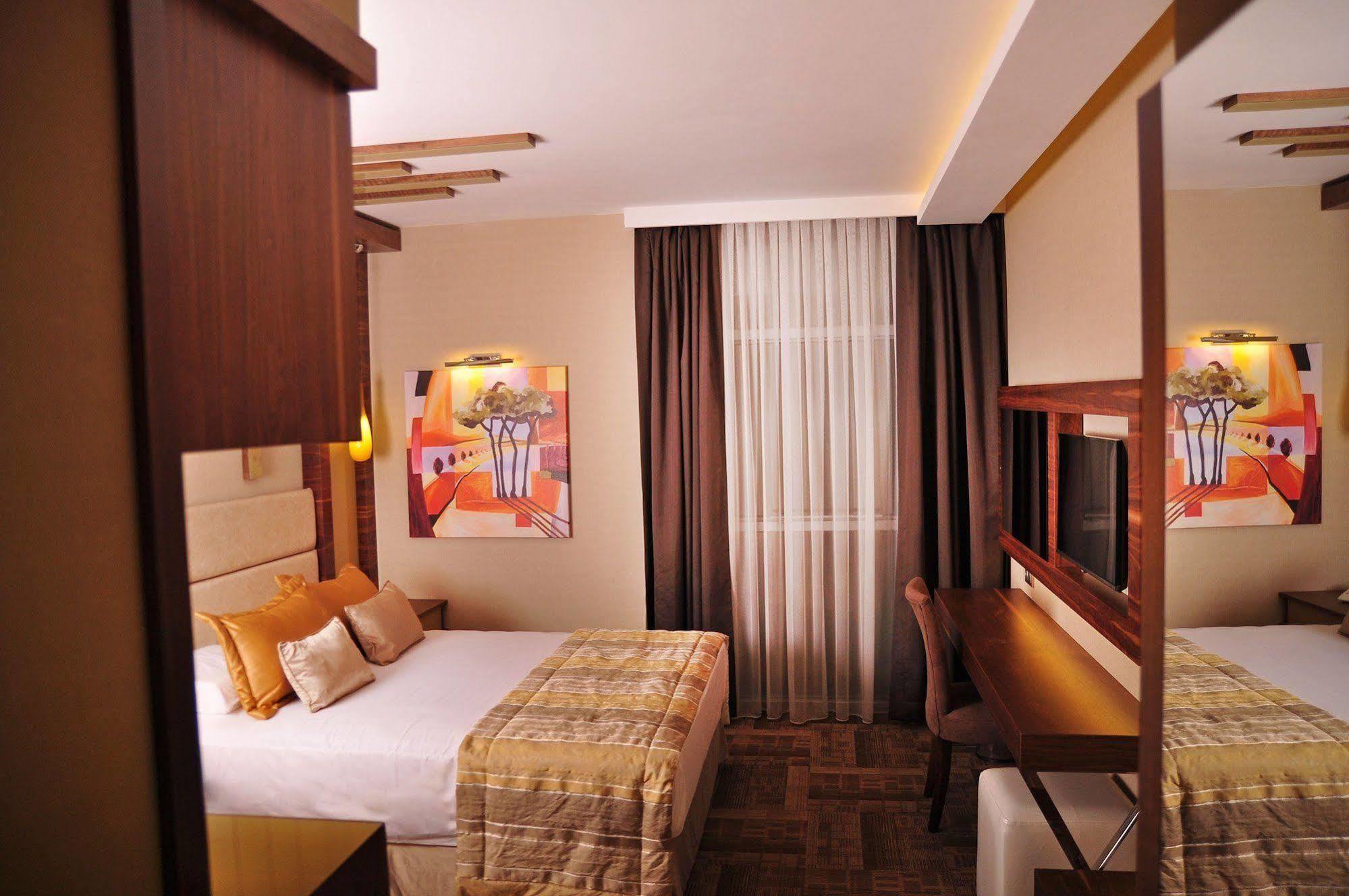 Avin Hotel Izmir Eksteriør billede