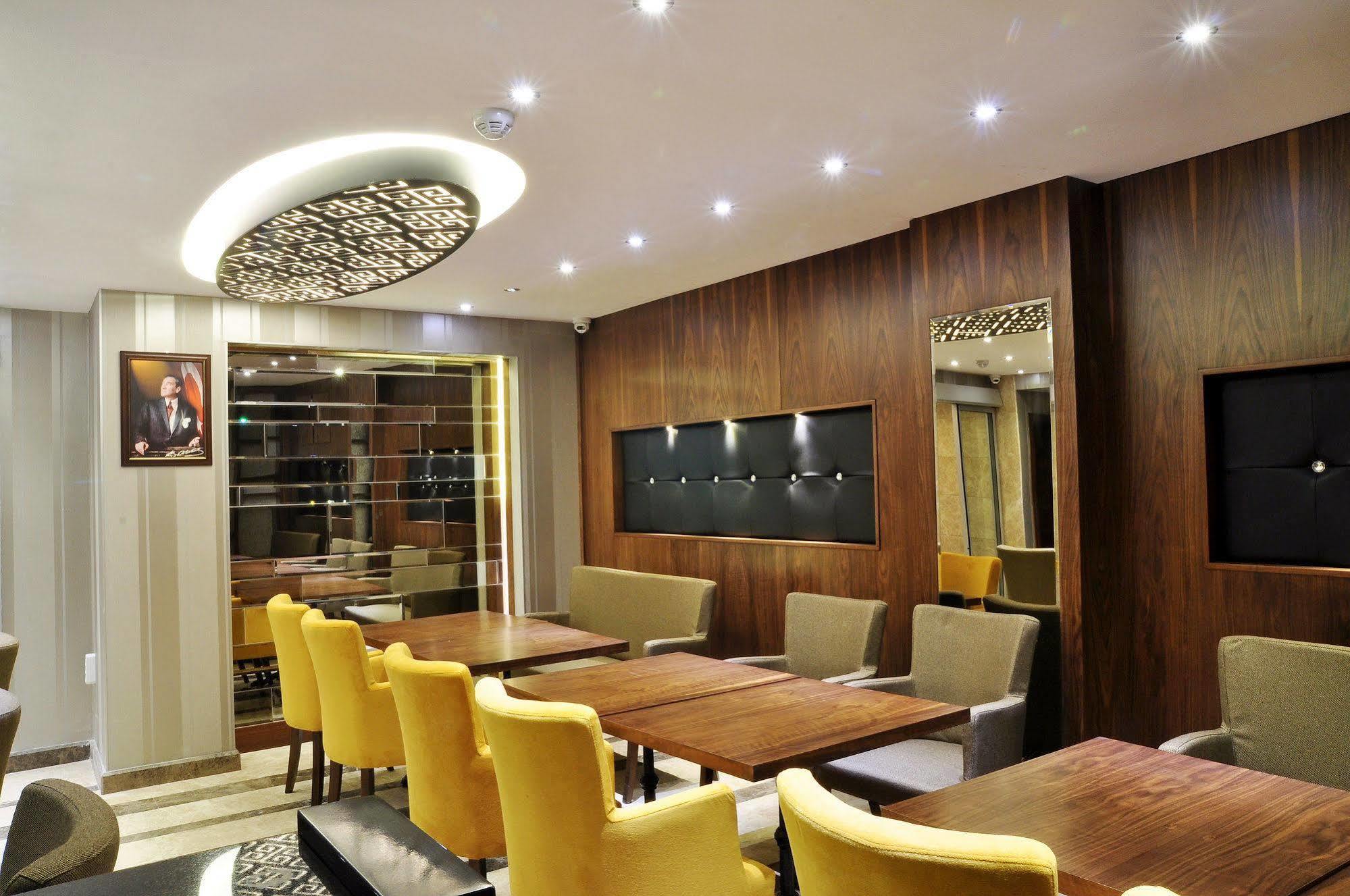 Avin Hotel Izmir Eksteriør billede